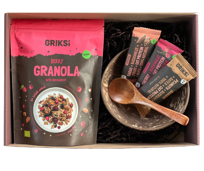 Saldā Ziemassvētku maģija ar ogu granolu